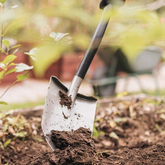 Лопата штикова Fiskars Ergonomic (1066708) 1066708 фото