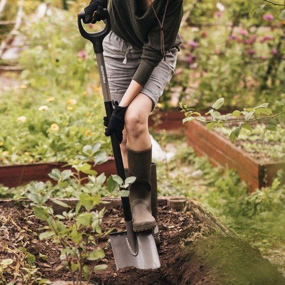 Лопата штикова Fiskars Ergonomic (1066708) 1066708 фото