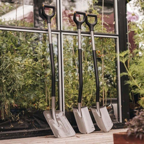 Лопата з заокругленим лезом Fiskars Ergonomic (1066710) 1066710 фото