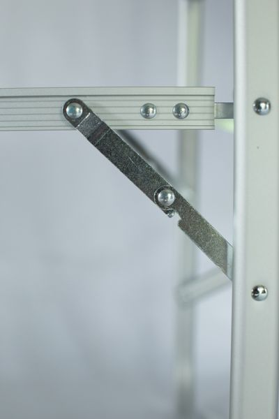 Стул Tramp директорский Delux со столом TRF-020 TRF-020 фото