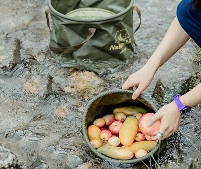 Складане відро для води з ПВХ Naturehike NH20SJ040, 10&nbsp;л,&nbsp;світло-коричневий 6927595764619 фото