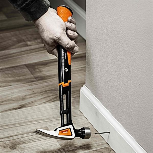Молоток Fiskars IsoCore (M) 16oz/13.5" (156000) 1020213 1020213 фото