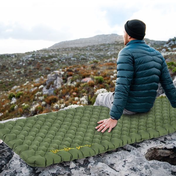 Матрац туристичний надувний одномісний Naturehike CNK2450WS014, надлегкий, 186х58х8 см, зелений із мішком для надування 6976023926808 фото