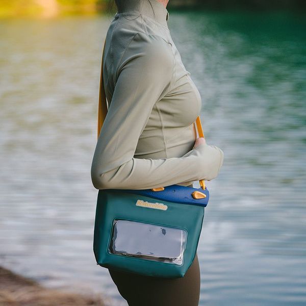 Водонепроницаемая сумка Naturehike CNK2300BS016, 2,6л, темно-зеленая 6976023924910 фото