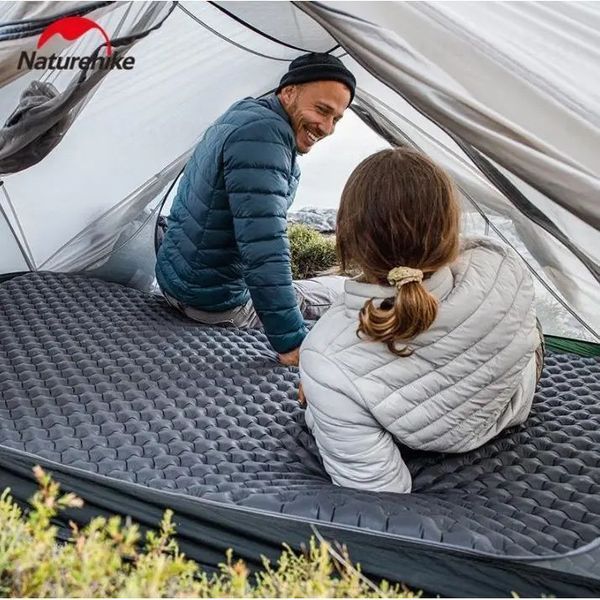 Матрас надувной сверхлегкий двойной Naturehike CNH22DZ018, с мешком для надува, прямоугольный зеленый 196 см. 6927595712221 фото