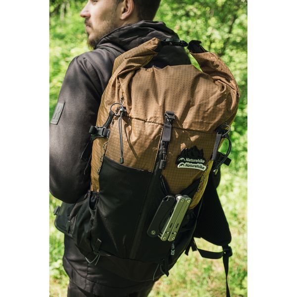 Рюкзак туристичний Naturehike Helium CNK2300016, 30+5 л, коричневий 6976507661133 фото