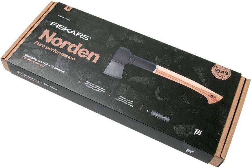 Подарунковий набір Fiskars Norden chopping axe N10 + sharpener SET 1052276 1052276 фото