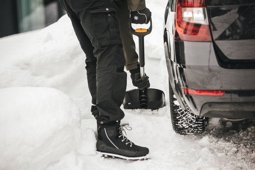 Автомобильная лопата телескопическая для снега Fiskars X-series&trade; 1057187 1057187 фото
