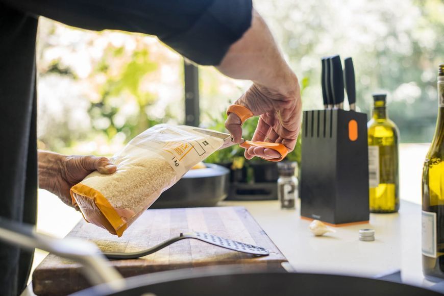 Ножиці великі універсальні 25 см Fiskars Classic (1075050) 1075050 фото