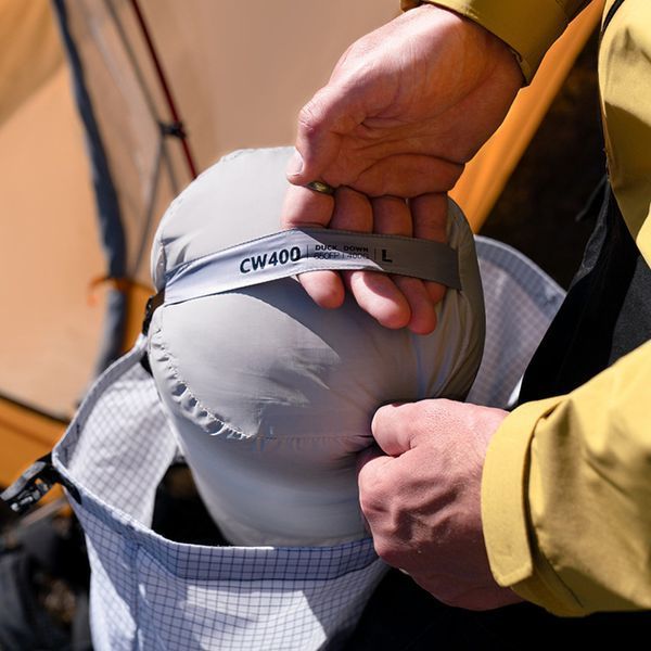 Спальник з натуральним пухом Naturehike CW400 NH18C400-D, p-р M, жовто-сірий 6927595794555 фото