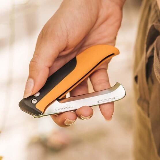Садовий ніж складний Fiskars X-series K80 1062819 1062819 фото