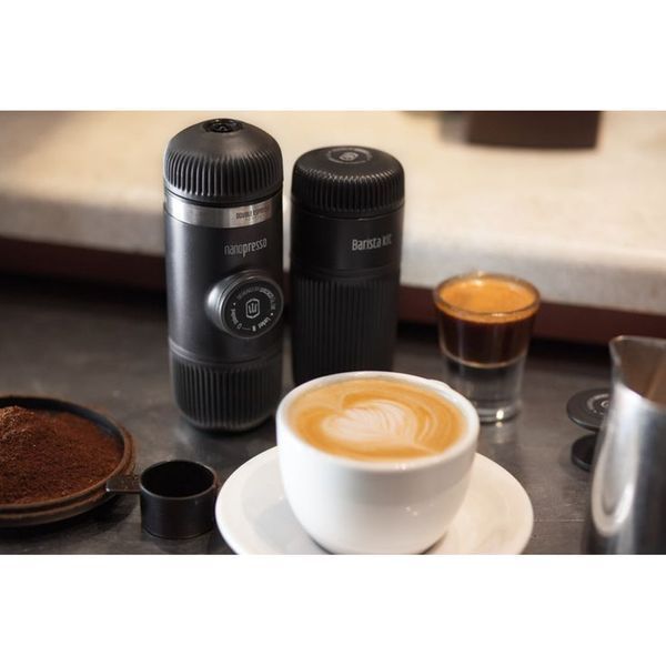 Портативна еспресо-кавоварка Wacaco Nanopresso сіра з чохлом, механічна, для меленої кави WNANOGRcase фото