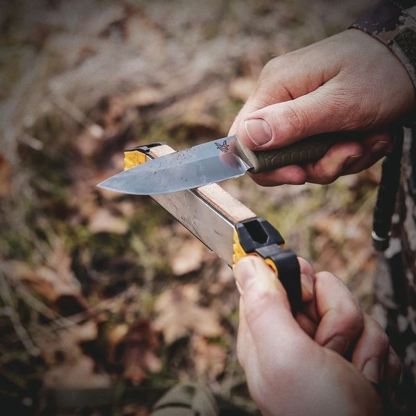 Work Sharp Guided Field Sharpener 221 Точилка ручная поштучно WSGFS221 фото