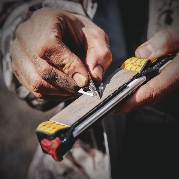 Work Sharp Guided Field Sharpener 221 Точилка ручная поштучно WSGFS221 фото