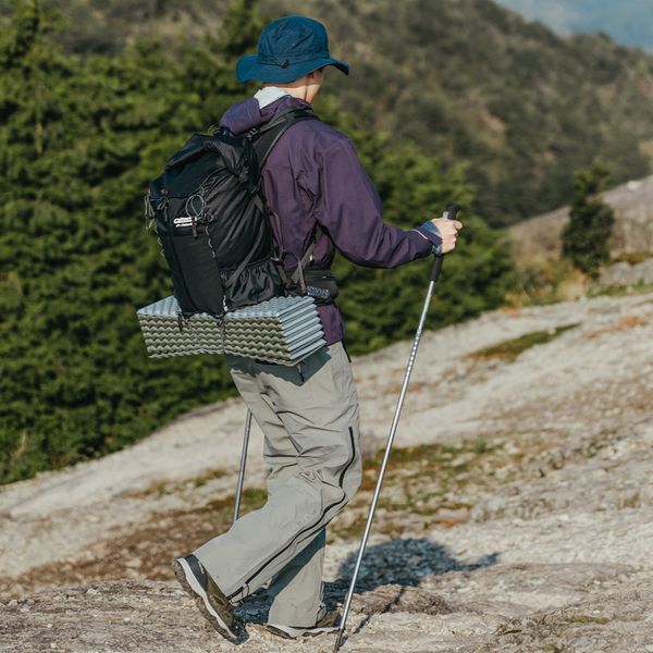 Килимок туристичний складаний одномісний IXPE Naturehike CNK2450WS044 з алюмінієвою плівкою, 195x60x1.8 см, синій 6927595788608 фото