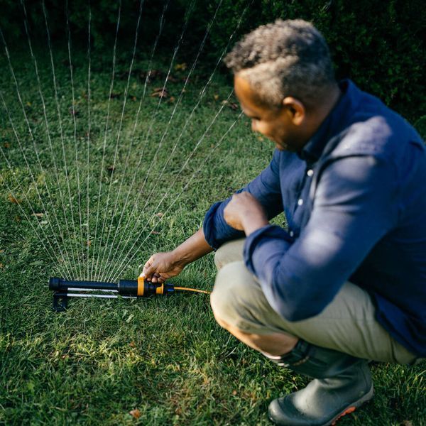 Дождеватель Fiskars осциллирующий Fiskars Solid M (1070835) 1070835 фото