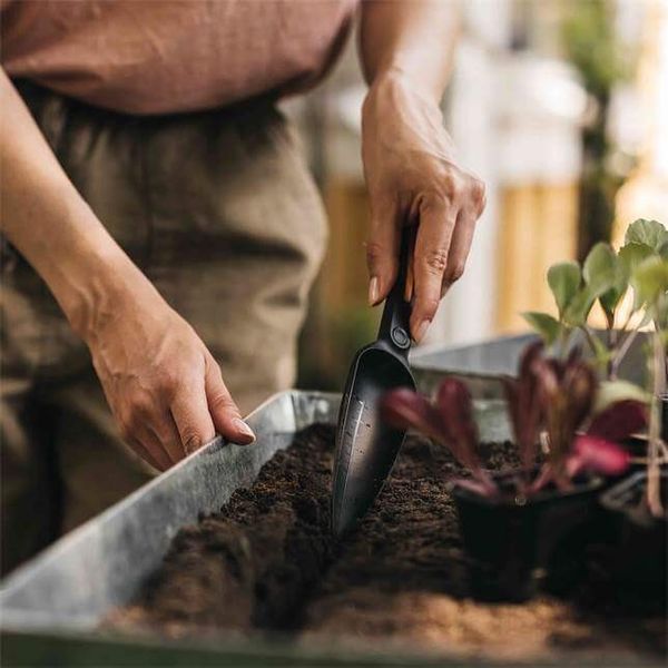 Лопатка для посіву насіння Fiskars Solid &trade; (1057641) 1057641 фото