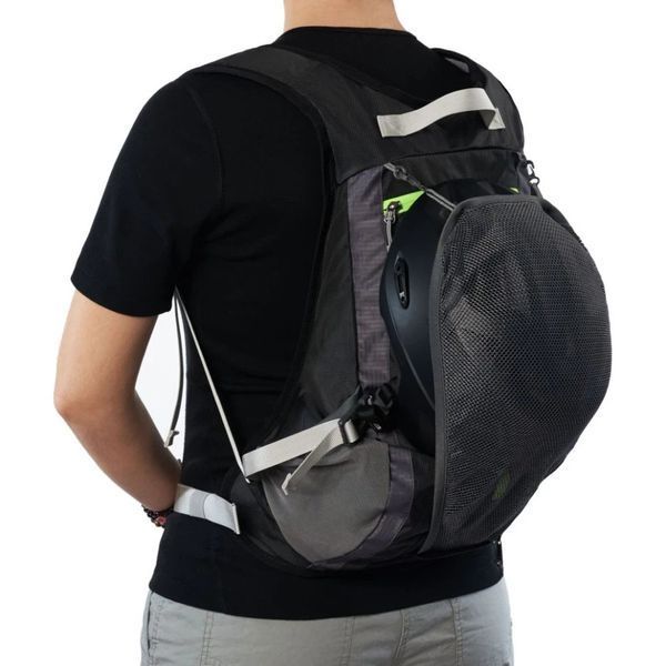Велорюкзак с чехлом для шлема Naturehike 15 л sky blue NH15C001-B, голубой 6975641886310 фото